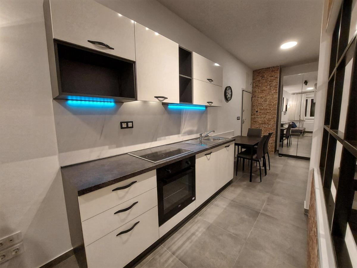Apartments Square 萨格勒布 外观 照片