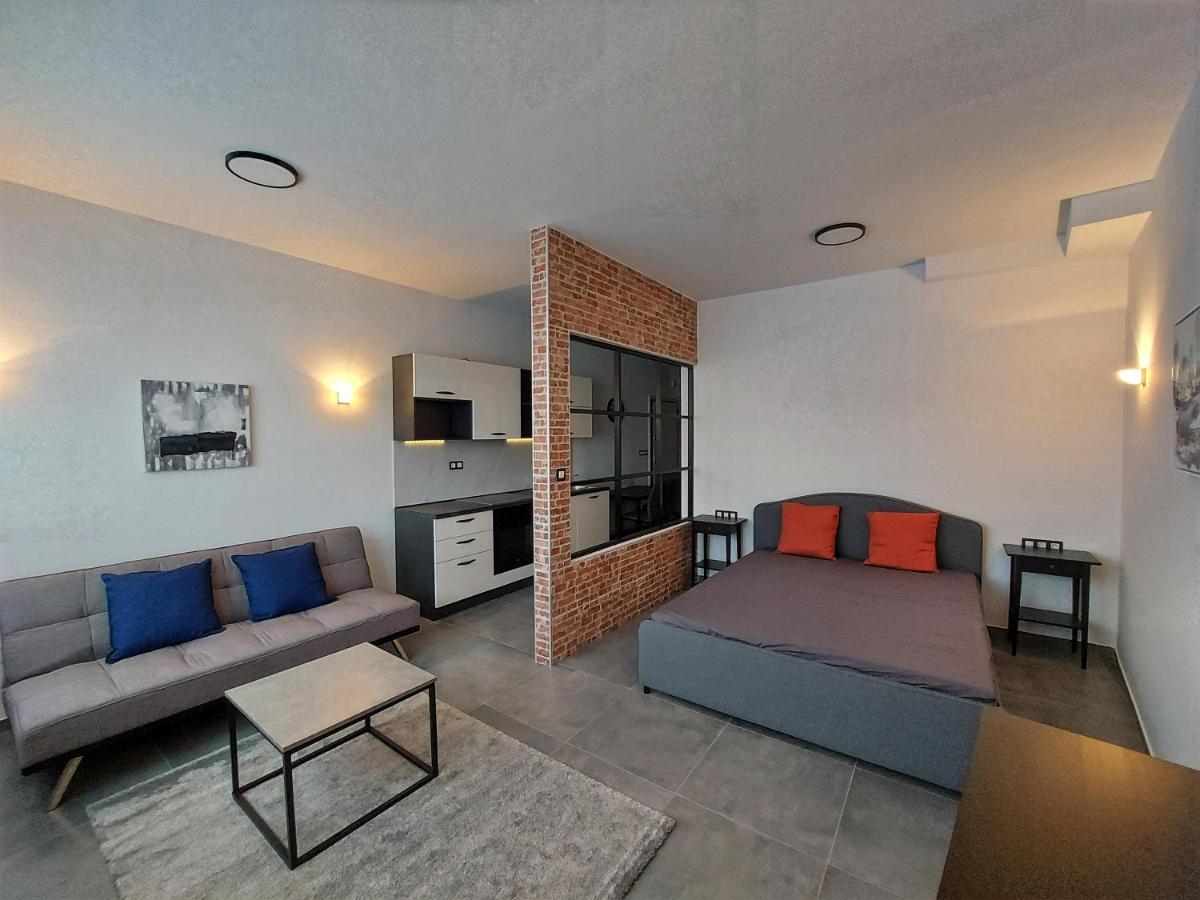 Apartments Square 萨格勒布 外观 照片
