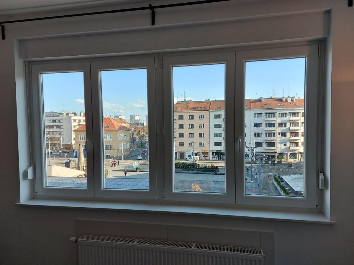 Apartments Square 萨格勒布 外观 照片