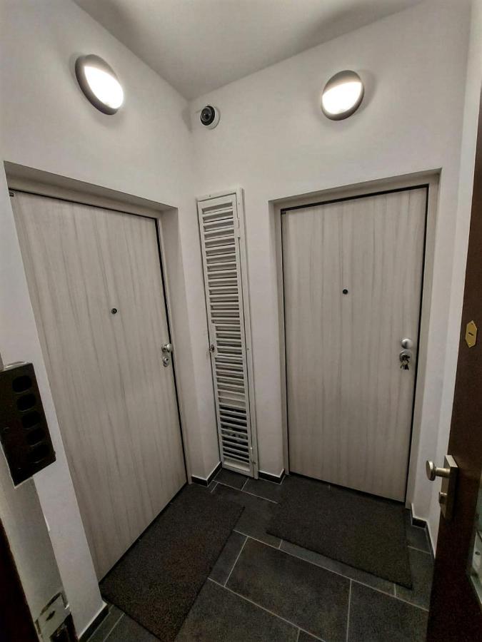 Apartments Square 萨格勒布 外观 照片
