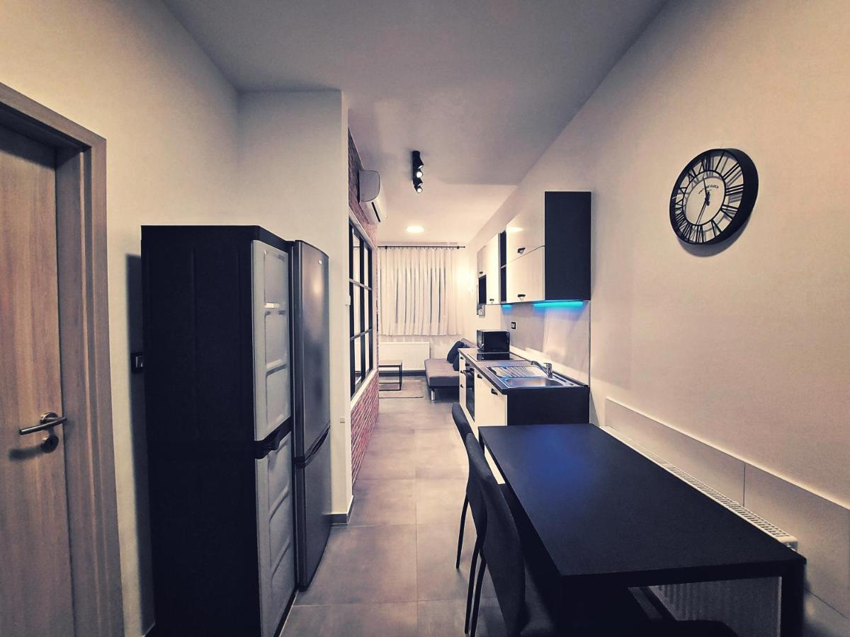 Apartments Square 萨格勒布 外观 照片