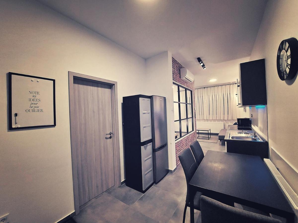 Apartments Square 萨格勒布 外观 照片