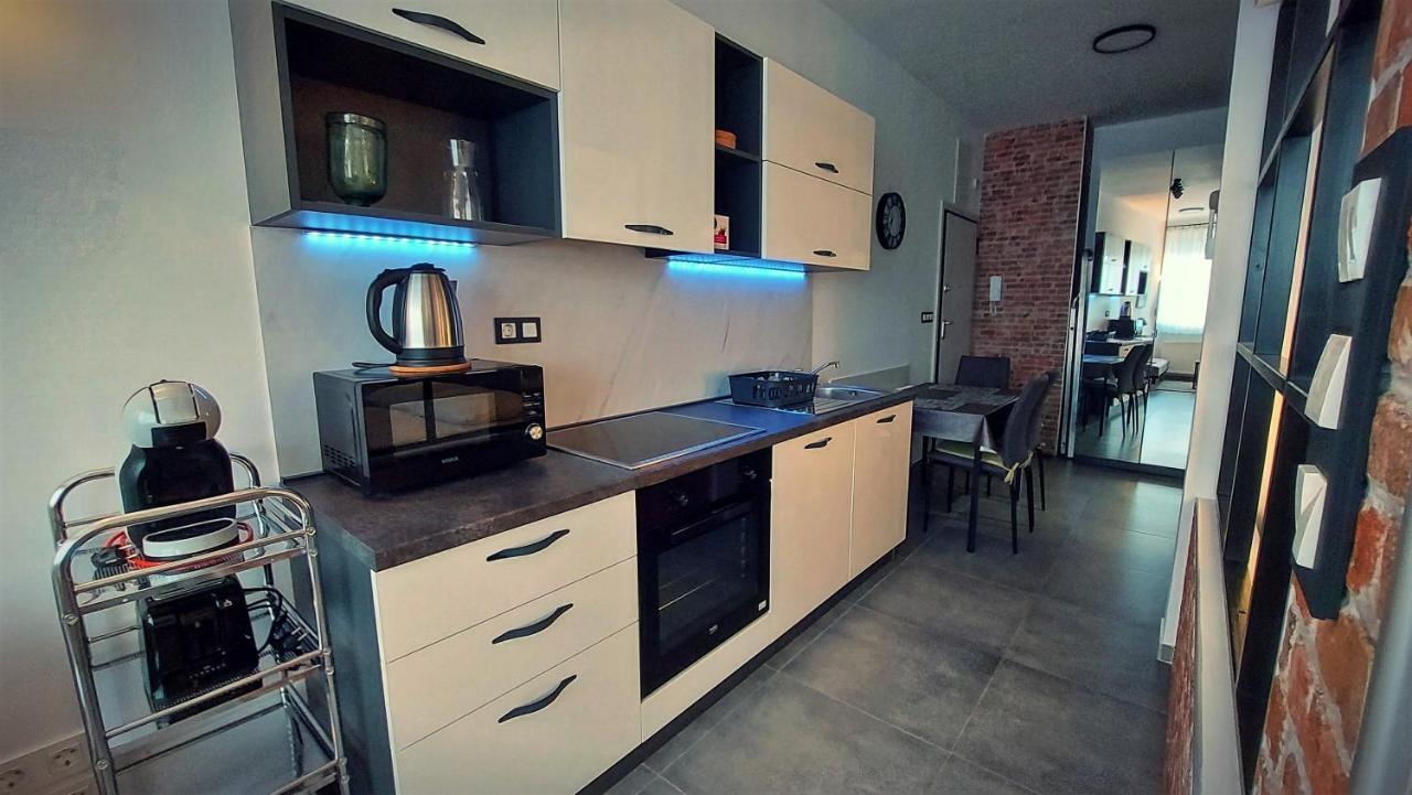 Apartments Square 萨格勒布 外观 照片